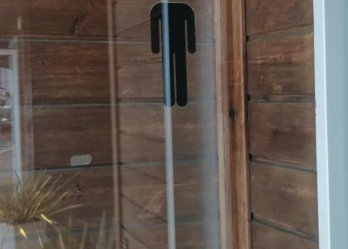 Botel 70's Tiny Boat Lisboa